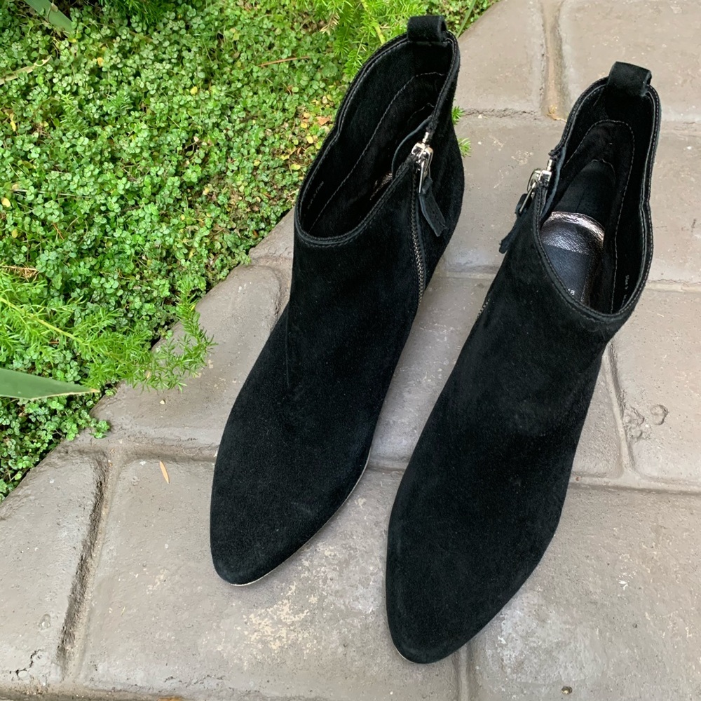 DOLCE VITA Black Suede Bootie Stacked Nude Heel